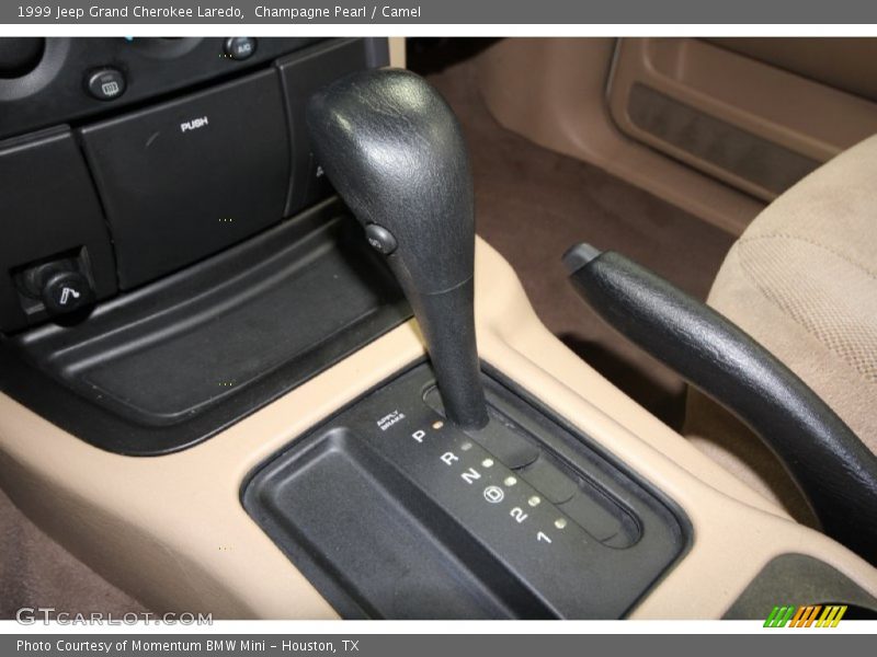 Champagne Pearl / Camel 1999 Jeep Grand Cherokee Laredo