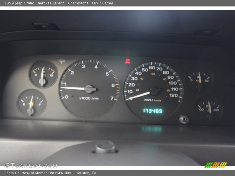 Champagne Pearl / Camel 1999 Jeep Grand Cherokee Laredo