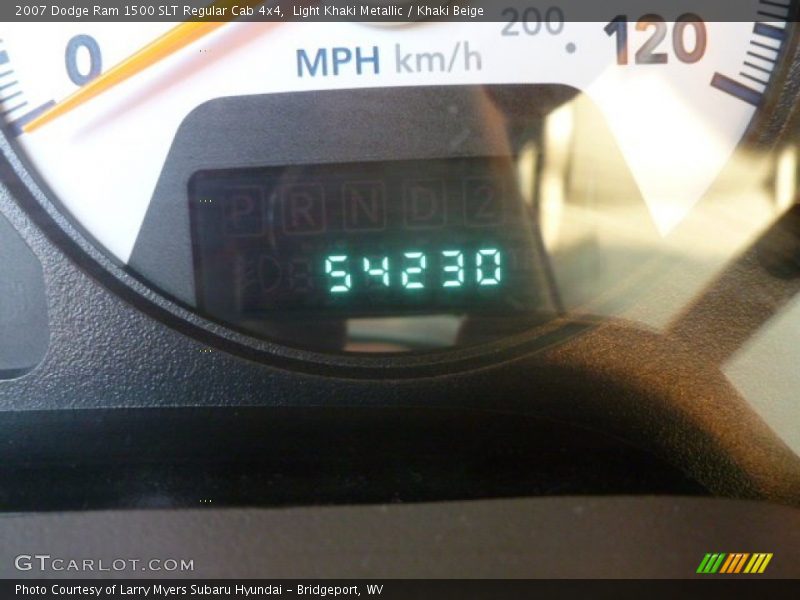 Light Khaki Metallic / Khaki Beige 2007 Dodge Ram 1500 SLT Regular Cab 4x4