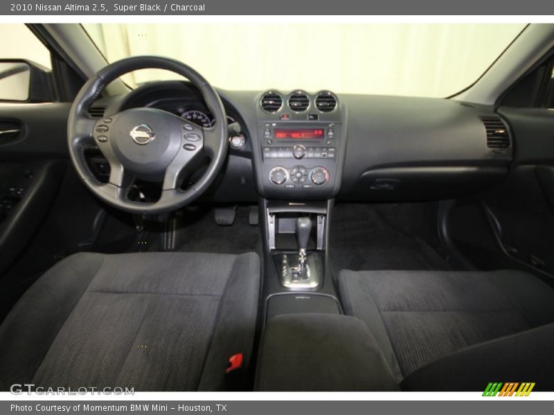 Super Black / Charcoal 2010 Nissan Altima 2.5