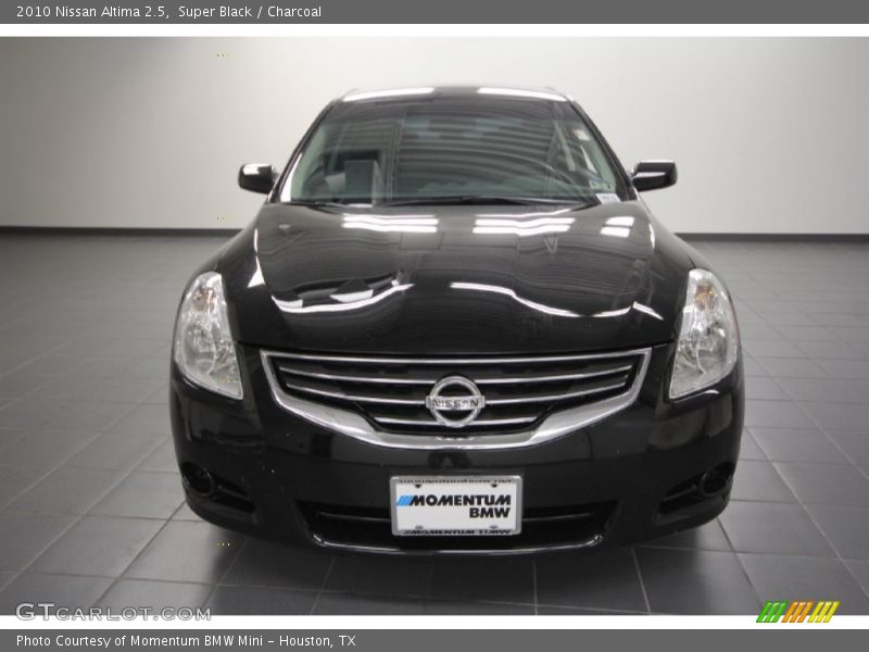 Super Black / Charcoal 2010 Nissan Altima 2.5