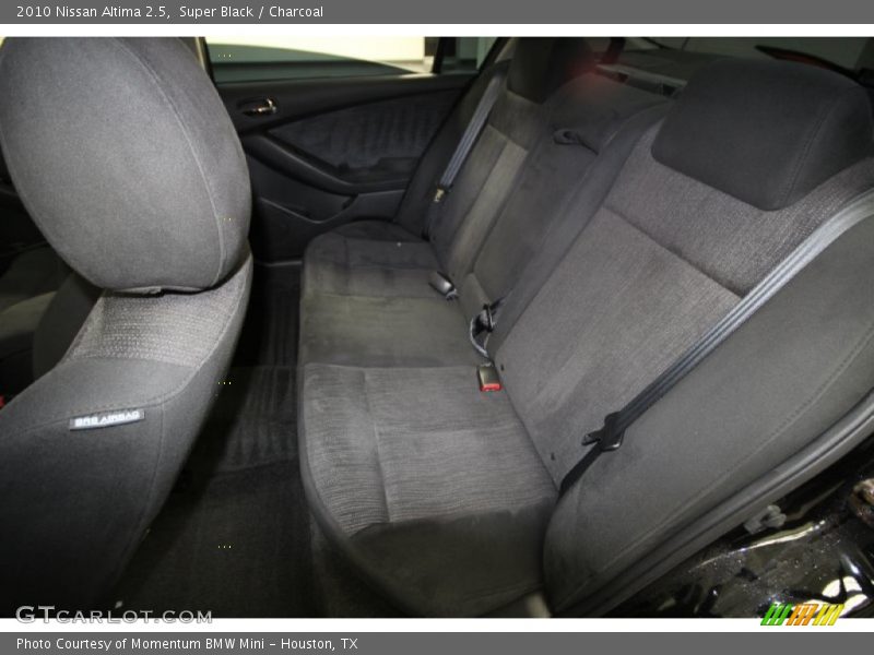 Super Black / Charcoal 2010 Nissan Altima 2.5