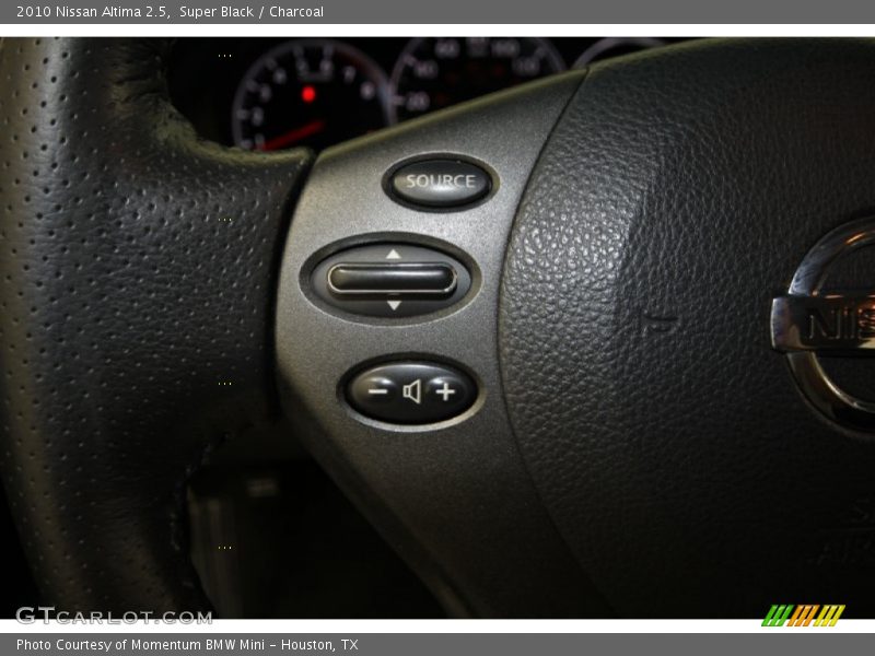 Super Black / Charcoal 2010 Nissan Altima 2.5