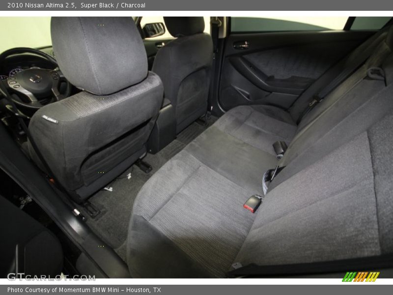 Super Black / Charcoal 2010 Nissan Altima 2.5