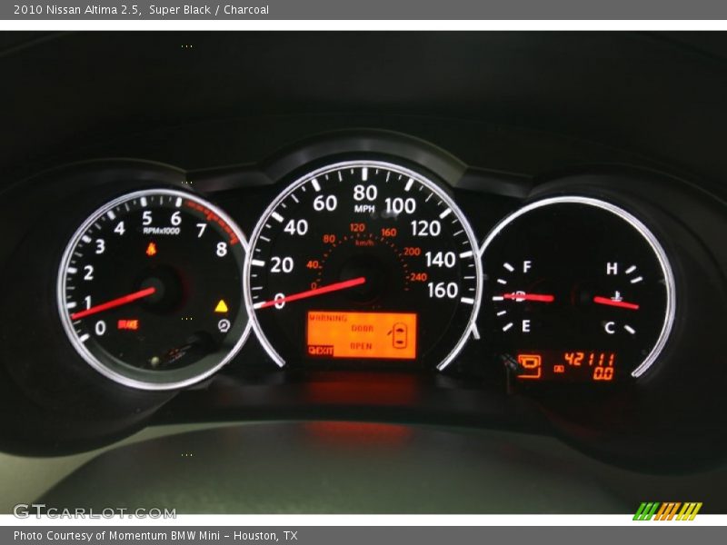 Super Black / Charcoal 2010 Nissan Altima 2.5