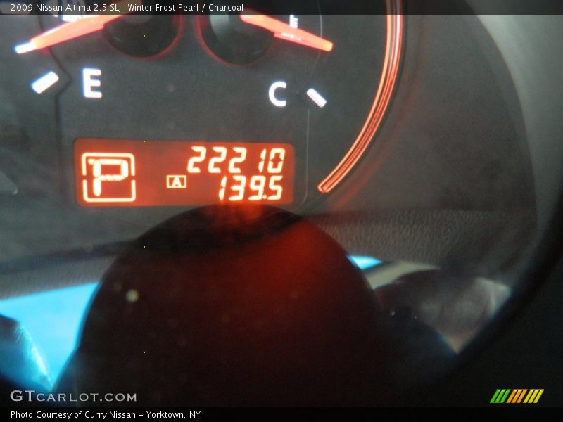 Winter Frost Pearl / Charcoal 2009 Nissan Altima 2.5 SL