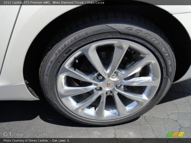  2013 XTS Premium AWD Wheel