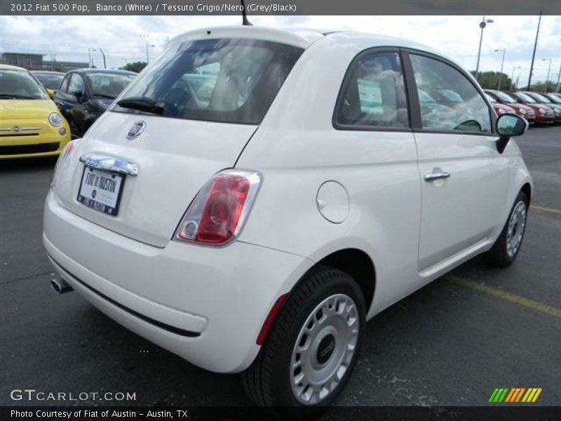 Bianco (White) / Tessuto Grigio/Nero (Grey/Black) 2012 Fiat 500 Pop