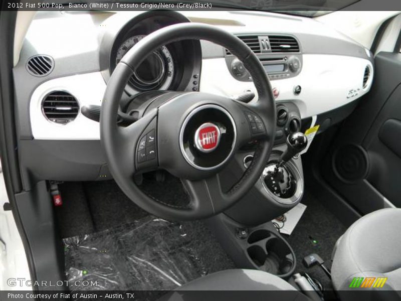 Bianco (White) / Tessuto Grigio/Nero (Grey/Black) 2012 Fiat 500 Pop