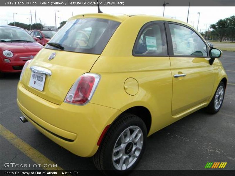 Giallo (Yellow) / Tessuto Grigio/Nero (Grey/Black) 2012 Fiat 500 Pop