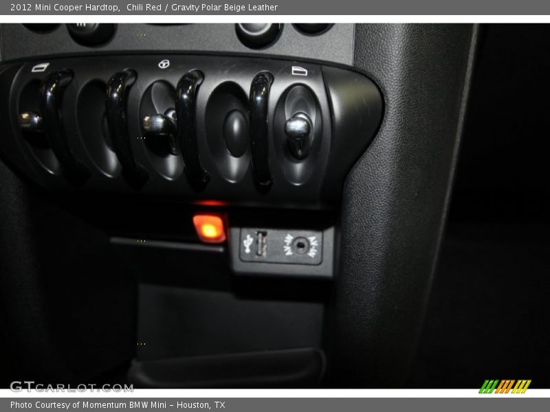 Chili Red / Gravity Polar Beige Leather 2012 Mini Cooper Hardtop