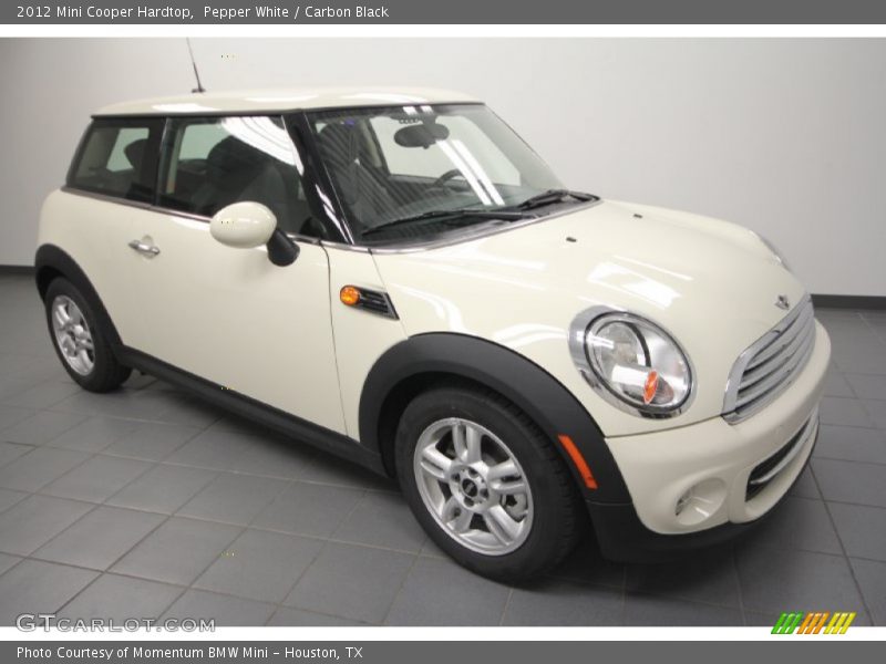 Pepper White / Carbon Black 2012 Mini Cooper Hardtop