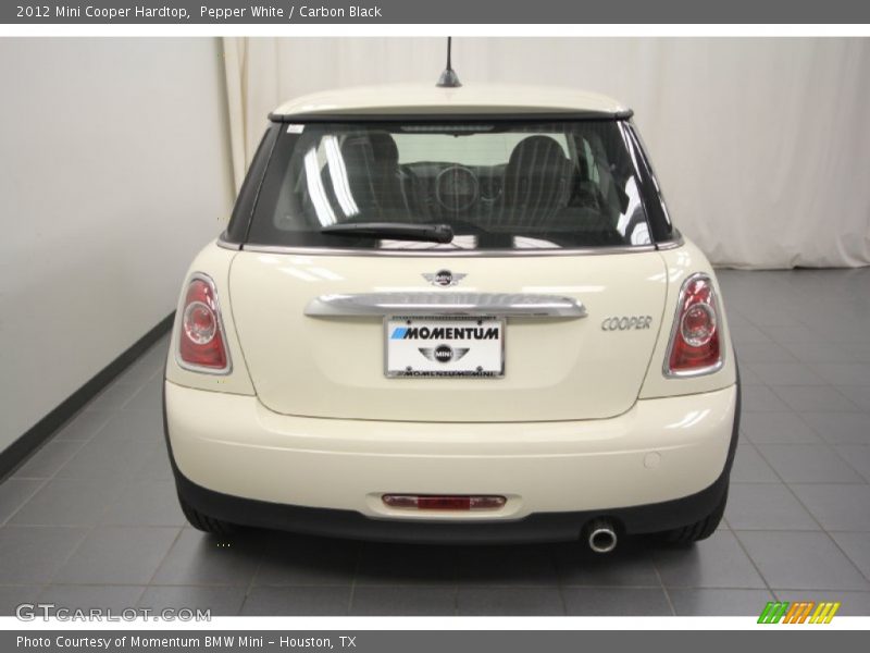 Pepper White / Carbon Black 2012 Mini Cooper Hardtop