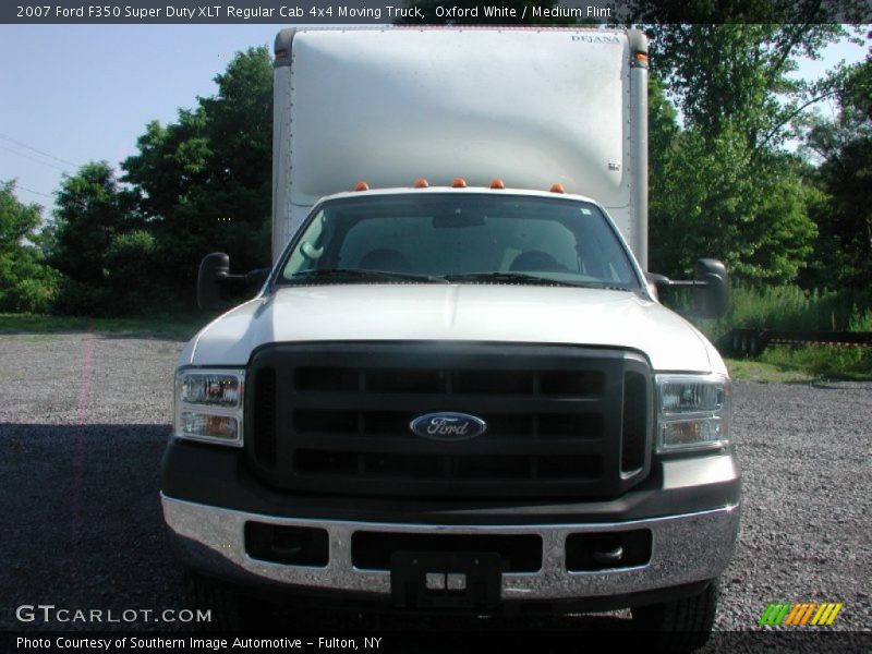 Oxford White / Medium Flint 2007 Ford F350 Super Duty XLT Regular Cab 4x4 Moving Truck