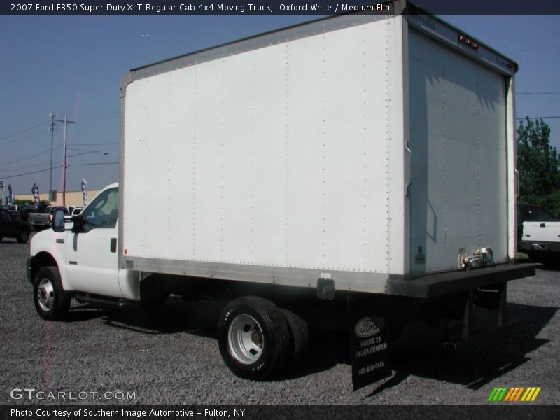 Oxford White / Medium Flint 2007 Ford F350 Super Duty XLT Regular Cab 4x4 Moving Truck