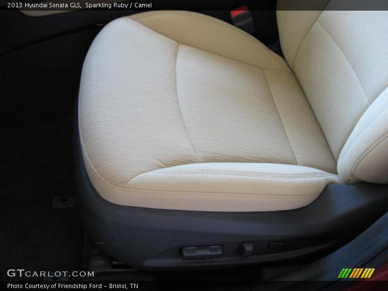 Sparkling Ruby / Camel 2013 Hyundai Sonata GLS