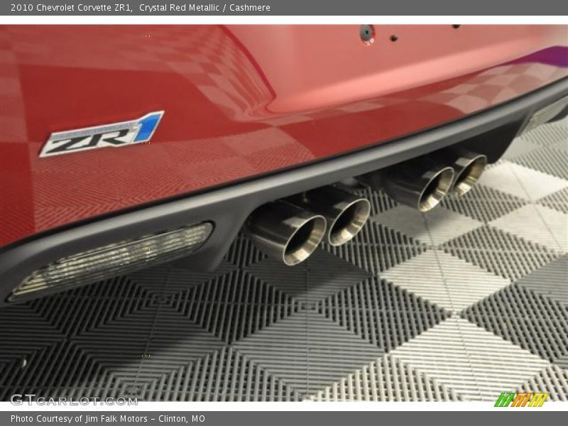 Exhaust of 2010 Corvette ZR1