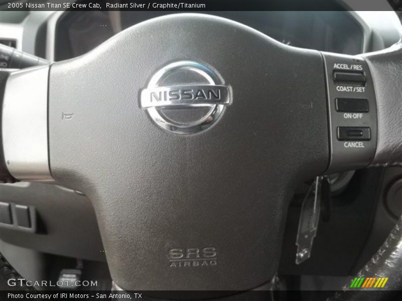 Radiant Silver / Graphite/Titanium 2005 Nissan Titan SE Crew Cab