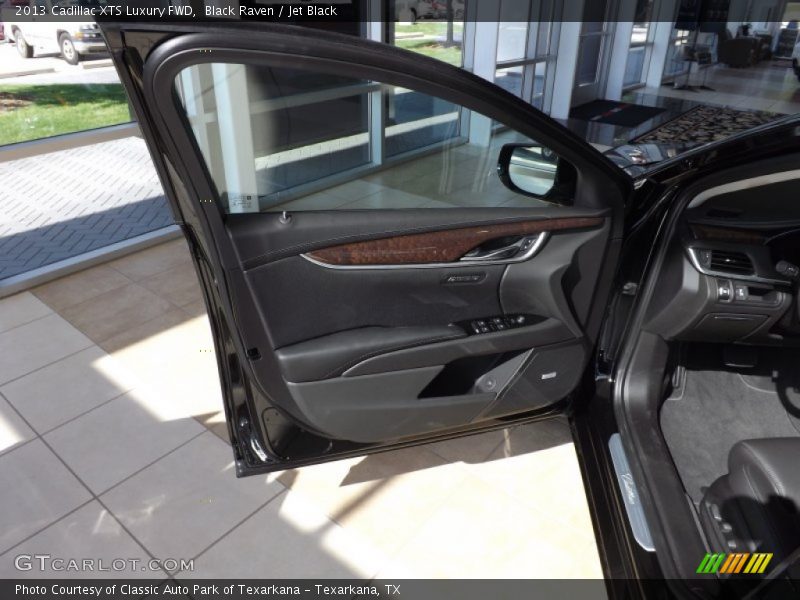 Black Raven / Jet Black 2013 Cadillac XTS Luxury FWD