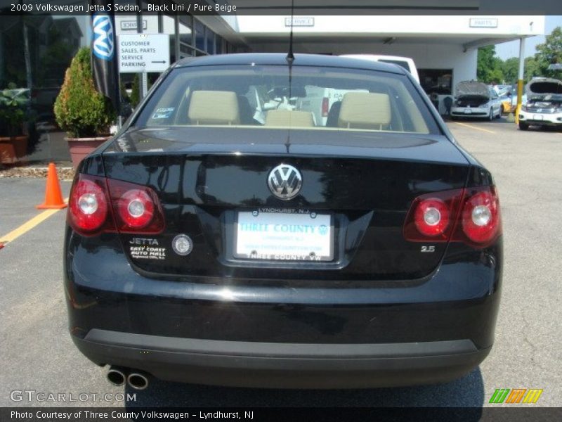 Black Uni / Pure Beige 2009 Volkswagen Jetta S Sedan