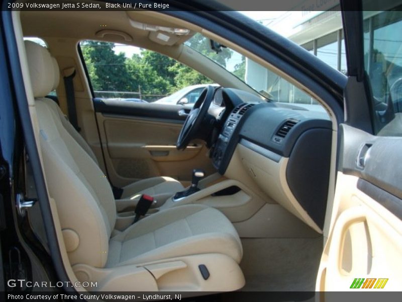 Black Uni / Pure Beige 2009 Volkswagen Jetta S Sedan