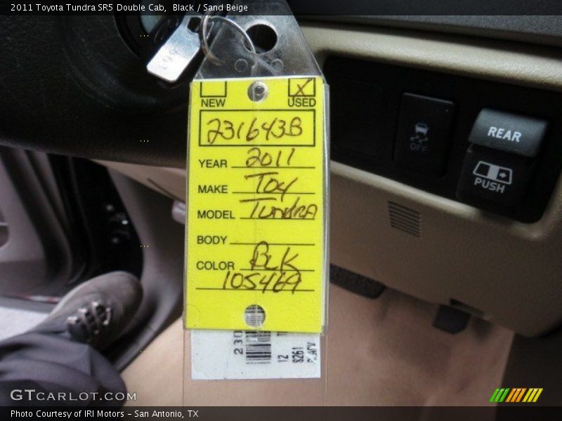 Black / Sand Beige 2011 Toyota Tundra SR5 Double Cab