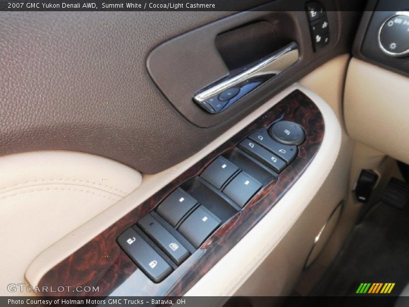 Summit White / Cocoa/Light Cashmere 2007 GMC Yukon Denali AWD