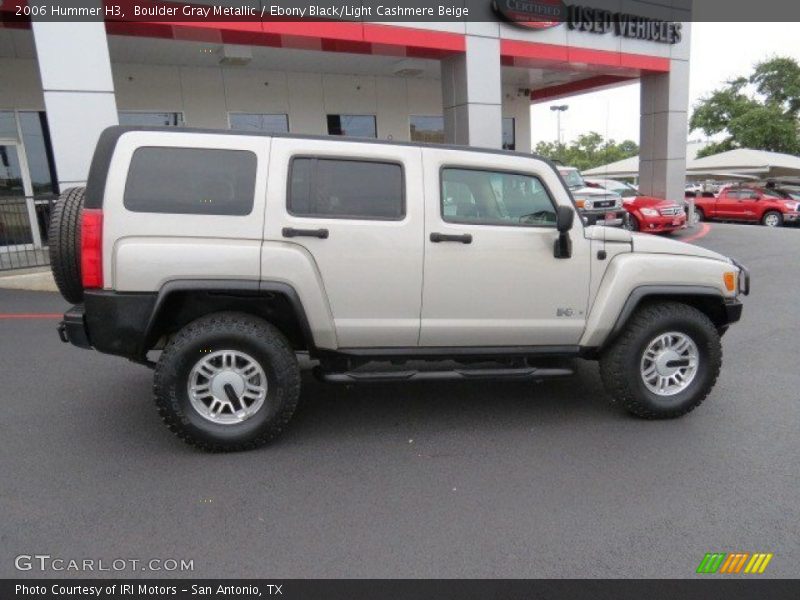 Boulder Gray Metallic / Ebony Black/Light Cashmere Beige 2006 Hummer H3