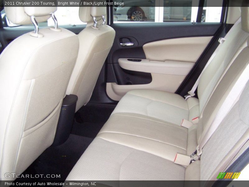 Bright White / Black/Light Frost Beige 2011 Chrysler 200 Touring