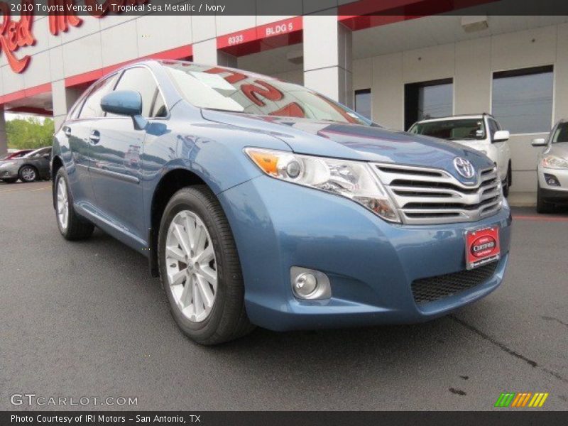 Tropical Sea Metallic / Ivory 2010 Toyota Venza I4