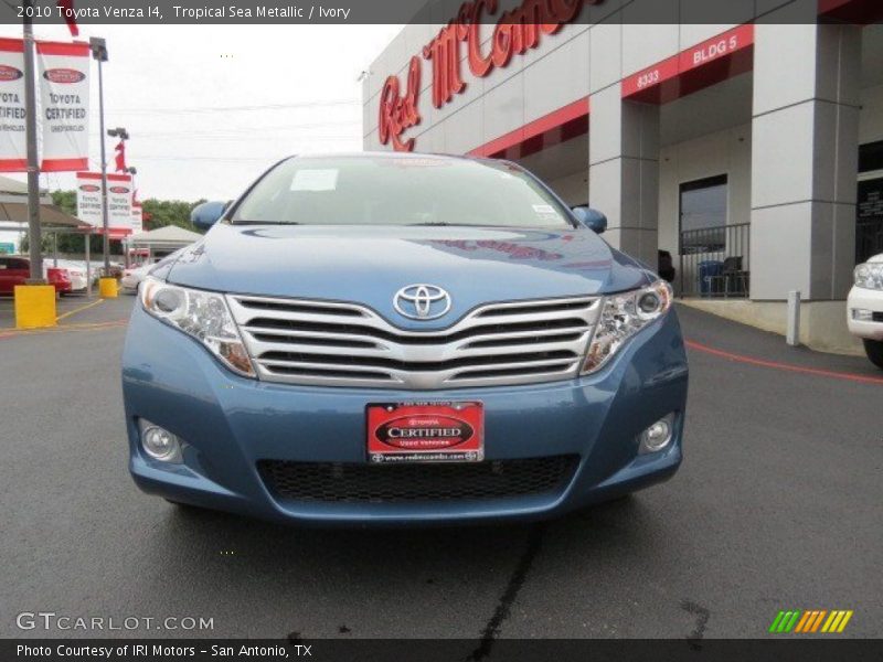 Tropical Sea Metallic / Ivory 2010 Toyota Venza I4