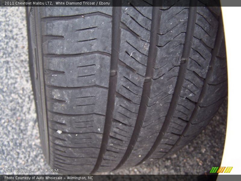 White Diamond Tricoat / Ebony 2011 Chevrolet Malibu LTZ