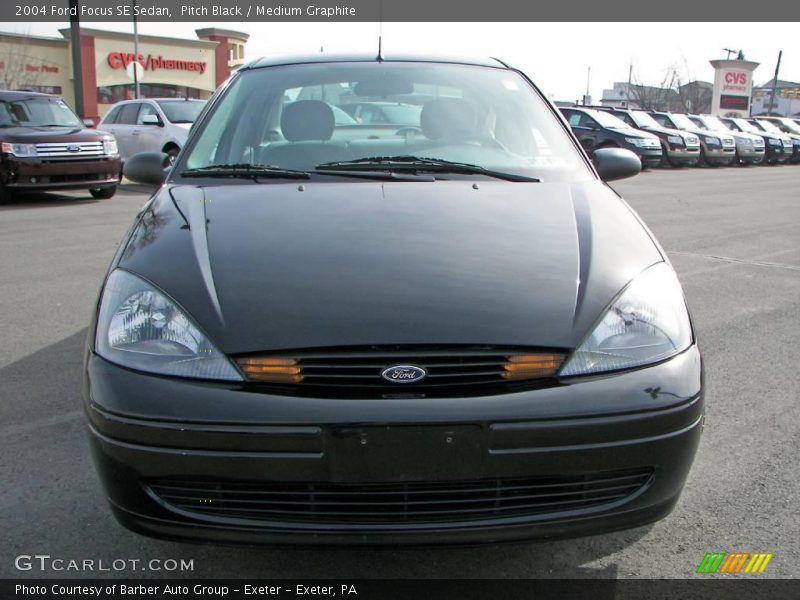 Pitch Black / Medium Graphite 2004 Ford Focus SE Sedan