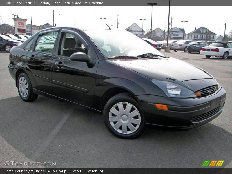 Pitch Black / Medium Graphite 2004 Ford Focus SE Sedan