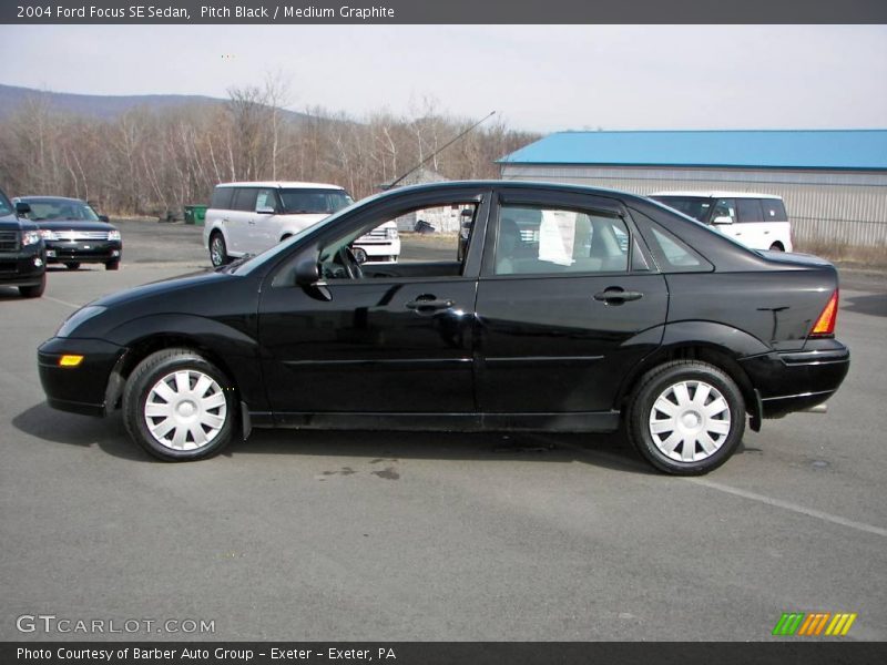 Pitch Black / Medium Graphite 2004 Ford Focus SE Sedan