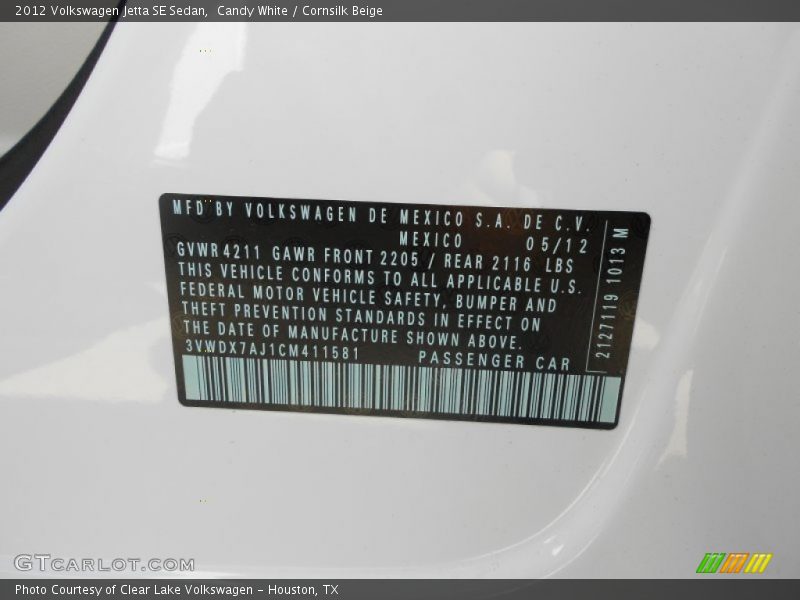 Candy White / Cornsilk Beige 2012 Volkswagen Jetta SE Sedan