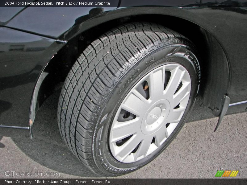 Pitch Black / Medium Graphite 2004 Ford Focus SE Sedan