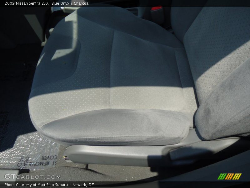 Blue Onyx / Charcoal 2009 Nissan Sentra 2.0