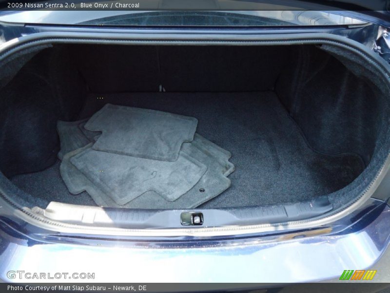 Blue Onyx / Charcoal 2009 Nissan Sentra 2.0