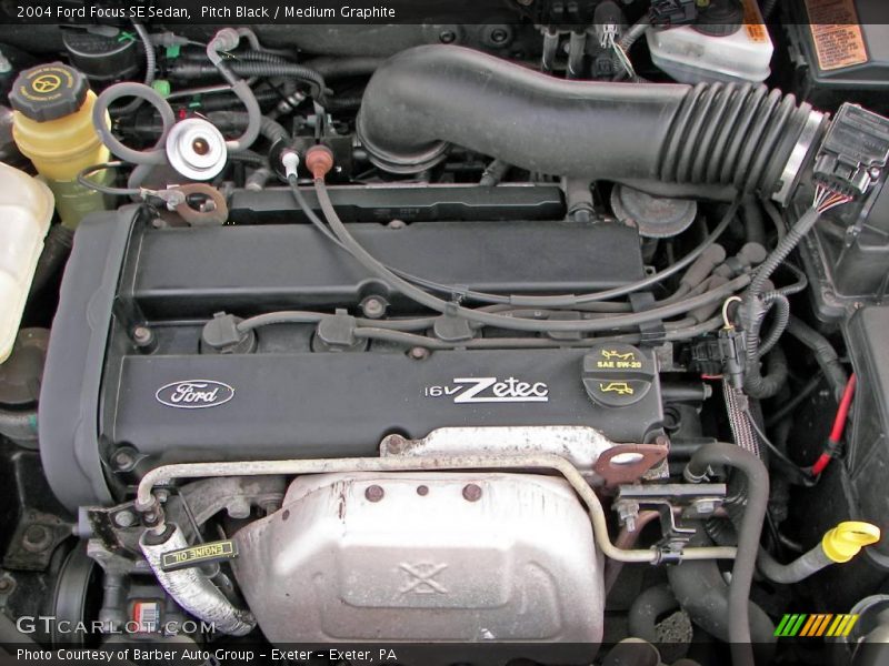 Pitch Black / Medium Graphite 2004 Ford Focus SE Sedan