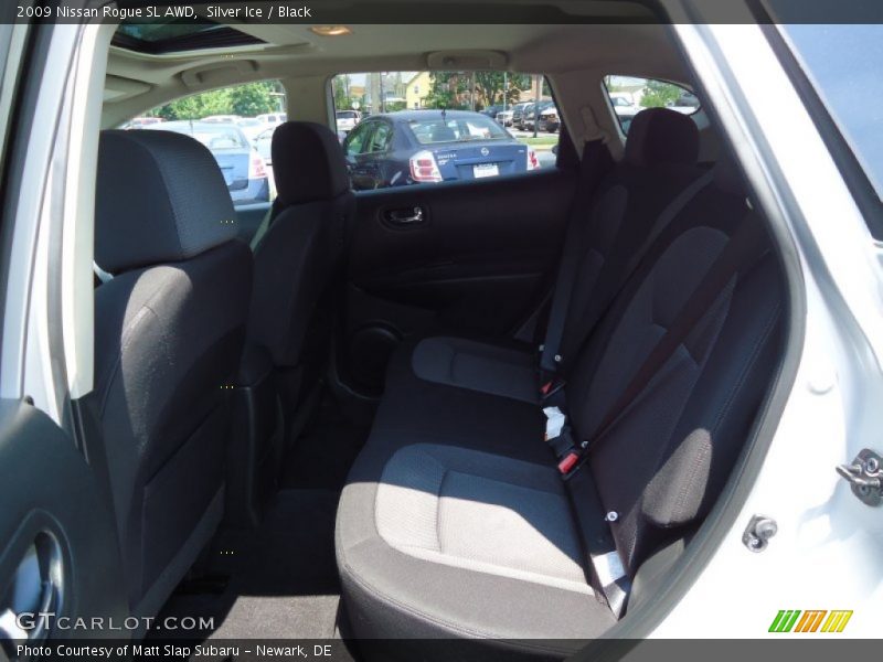 Silver Ice / Black 2009 Nissan Rogue SL AWD