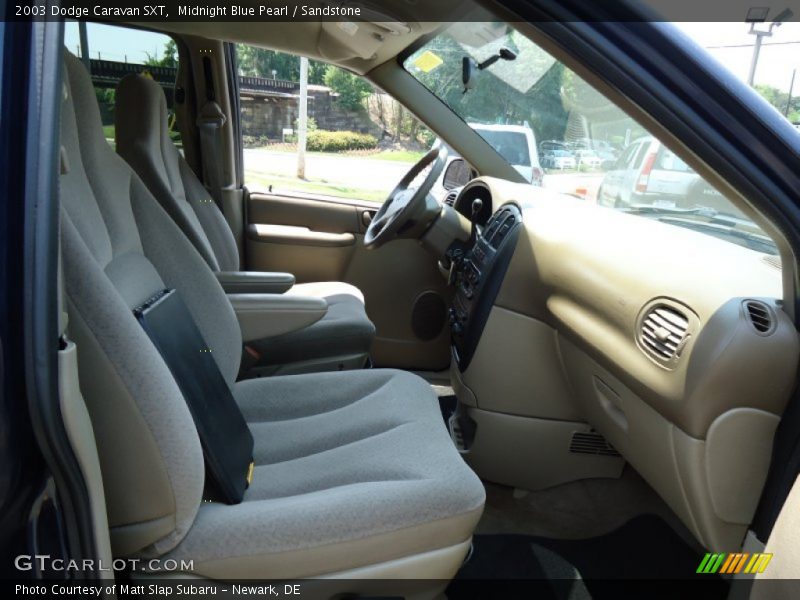 Midnight Blue Pearl / Sandstone 2003 Dodge Caravan SXT