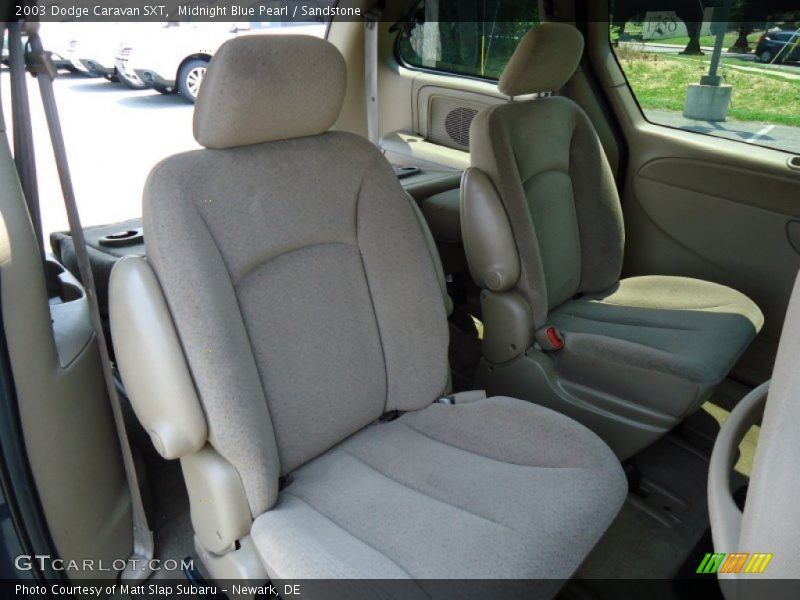 Midnight Blue Pearl / Sandstone 2003 Dodge Caravan SXT