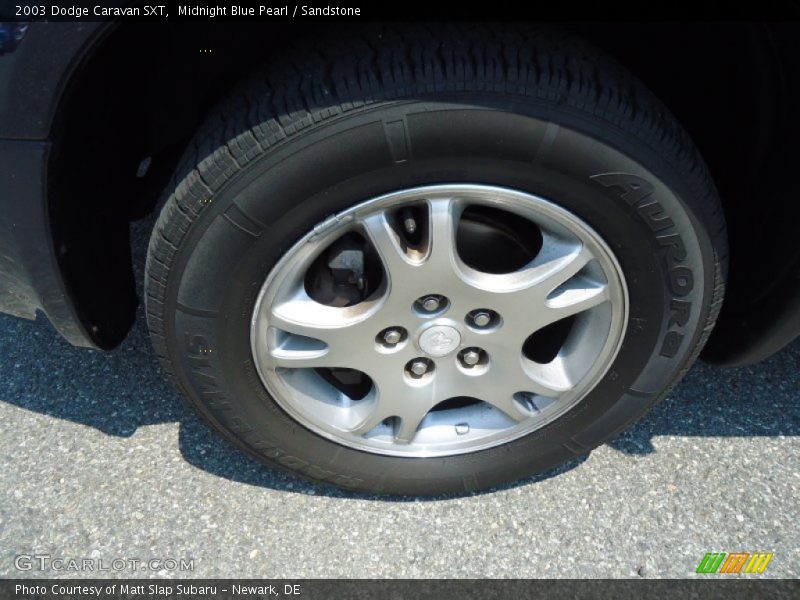 Midnight Blue Pearl / Sandstone 2003 Dodge Caravan SXT