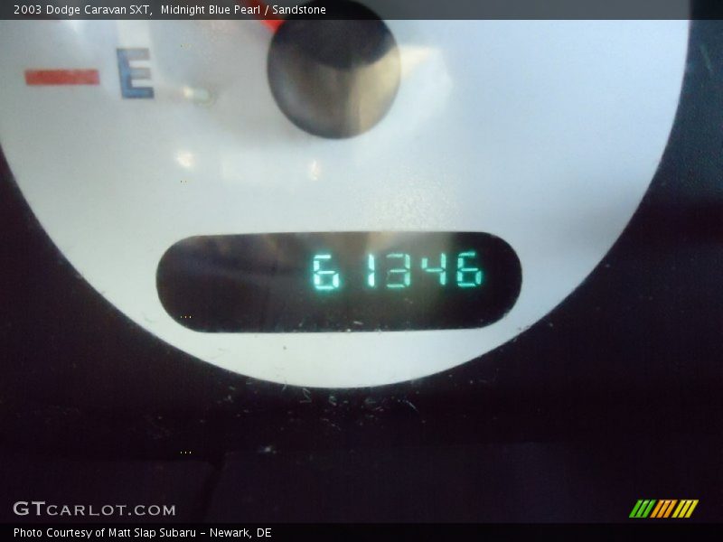 Midnight Blue Pearl / Sandstone 2003 Dodge Caravan SXT