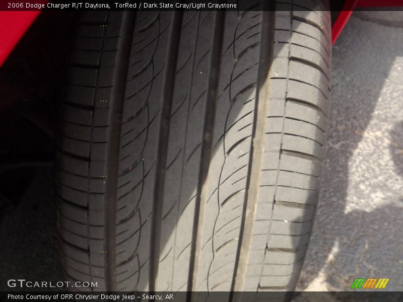 TorRed / Dark Slate Gray/Light Graystone 2006 Dodge Charger R/T Daytona