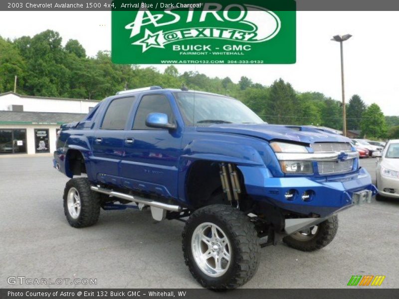 Arrival Blue / Dark Charcoal 2003 Chevrolet Avalanche 1500 4x4