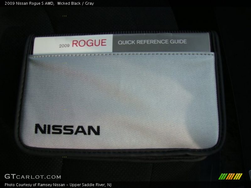 Wicked Black / Gray 2009 Nissan Rogue S AWD