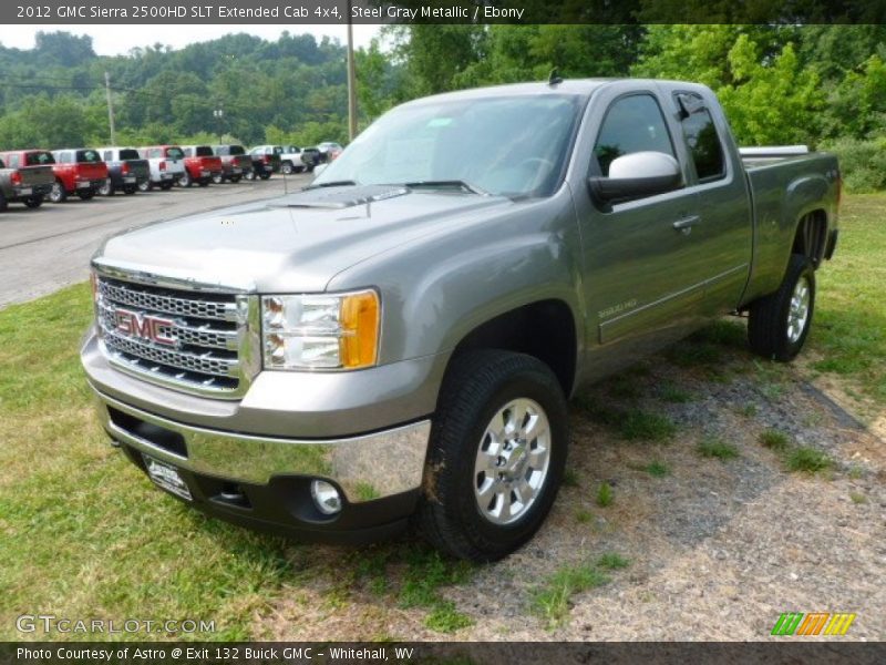 Front 3/4 View of 2012 Sierra 2500HD SLT Extended Cab 4x4