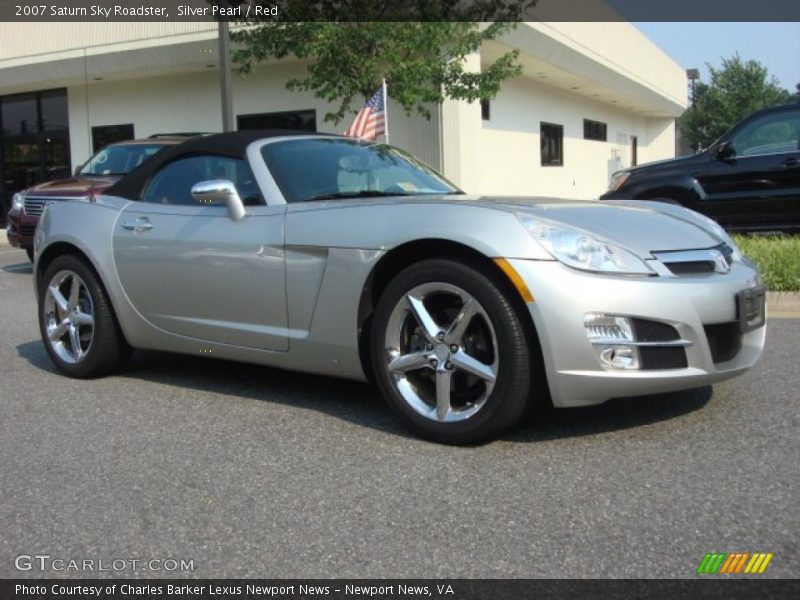 Silver Pearl / Red 2007 Saturn Sky Roadster